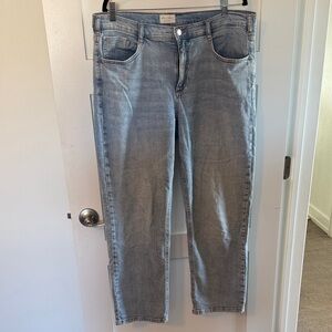 Pilcro Women's Light Blue Straight Leg Jeans